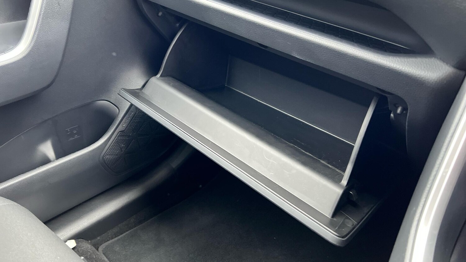 Used Toyota RAV4 2024 for sale - 76326811: Photo 36