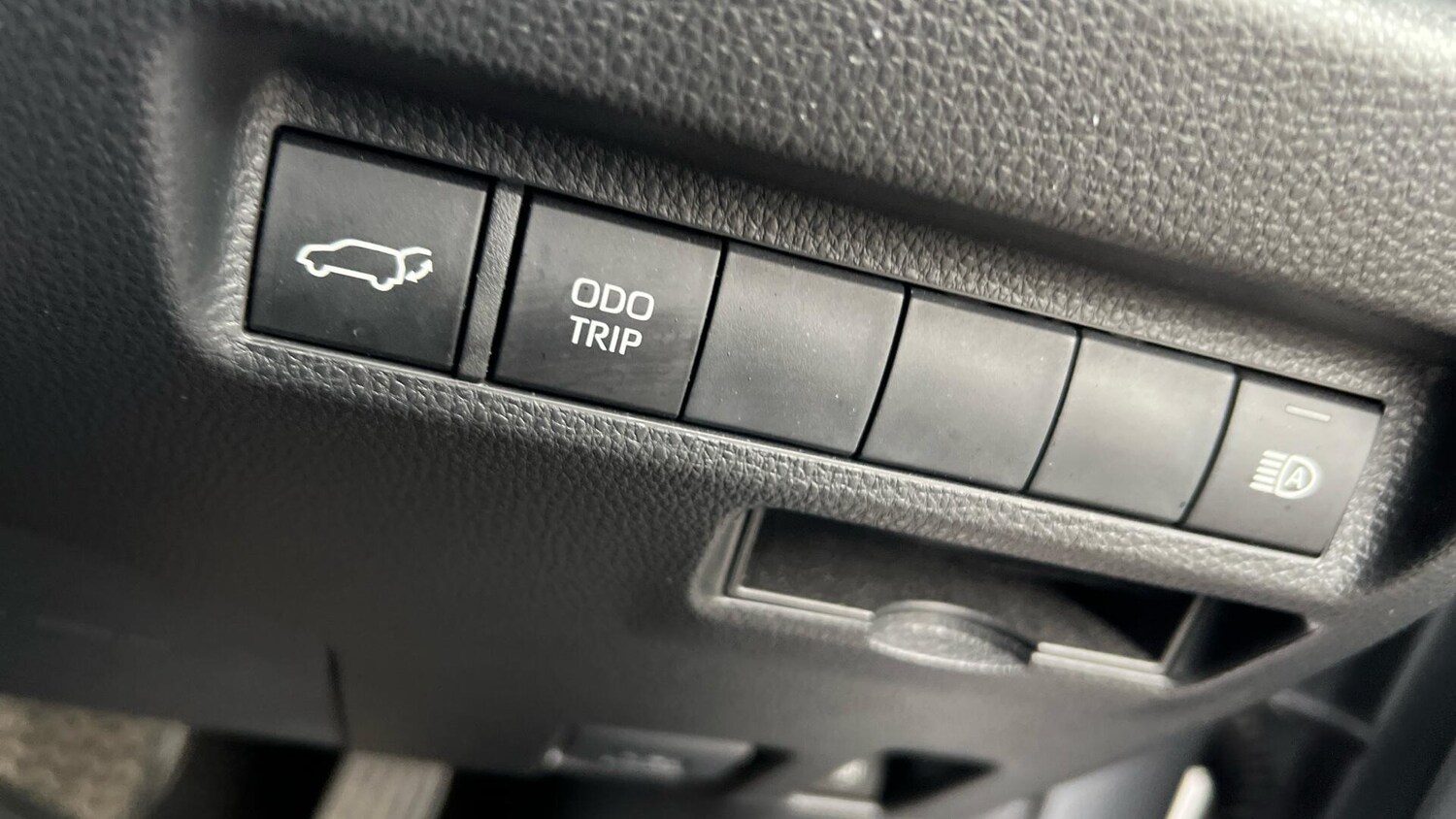 Used Toyota RAV4 2024 for sale - 76326811: Photo 44