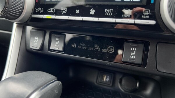 Used Toyota RAV4 2024 for sale - 76326811: Photo 48