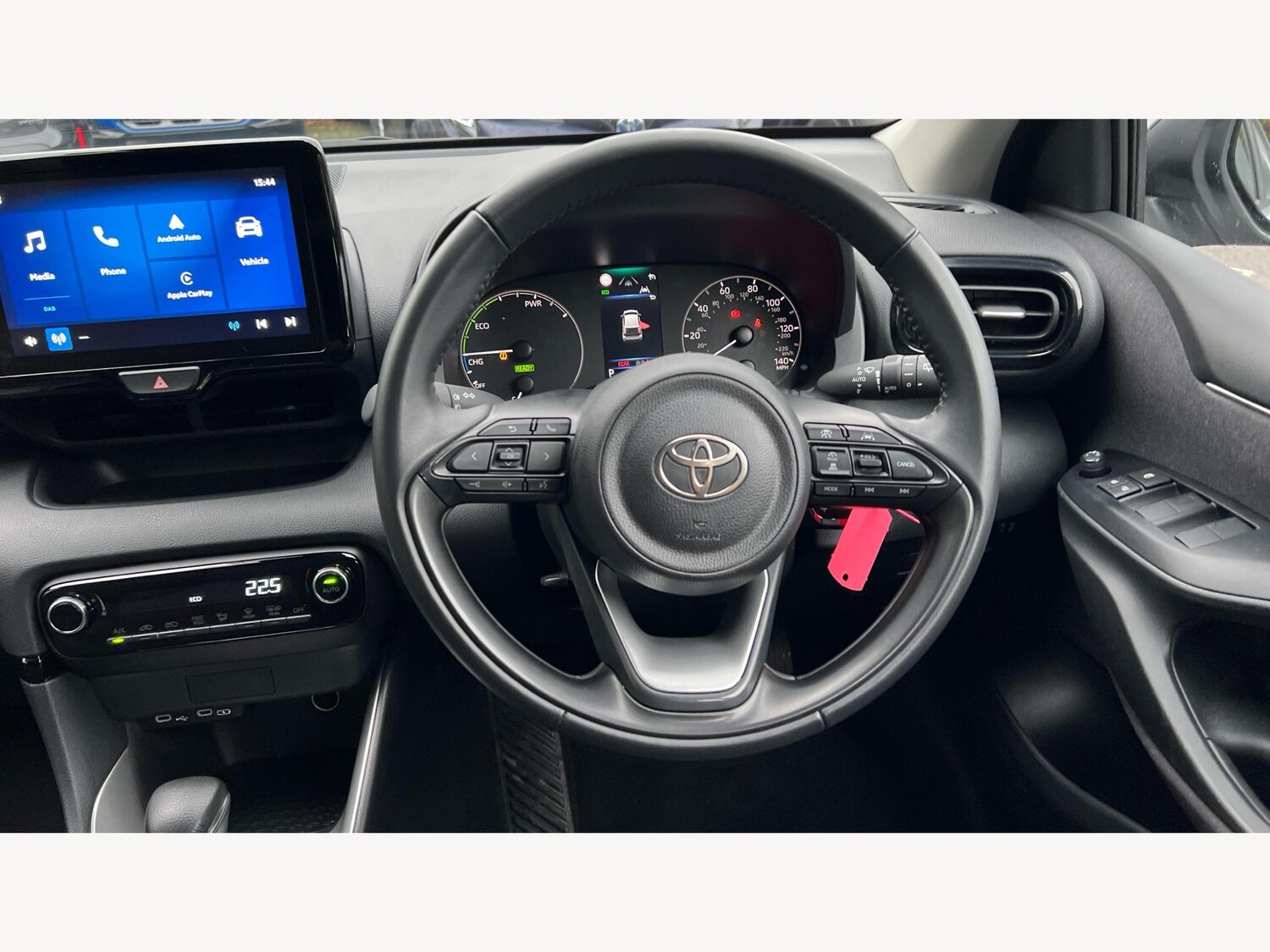 Used Toyota Yaris 2024 for sale - 77074588: Photo 10