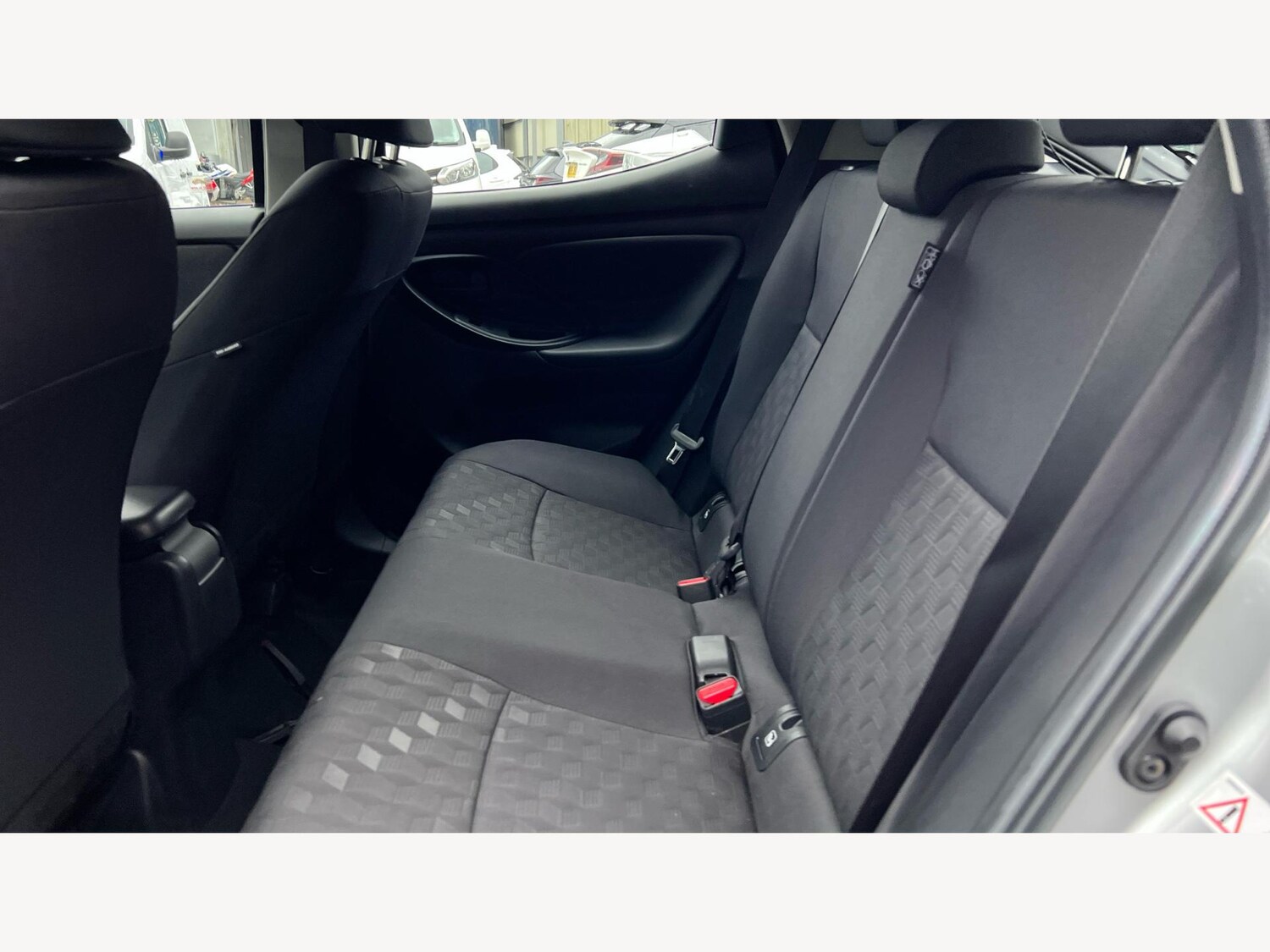 Used Toyota Yaris 2024 for sale - 77074588: Photo 15