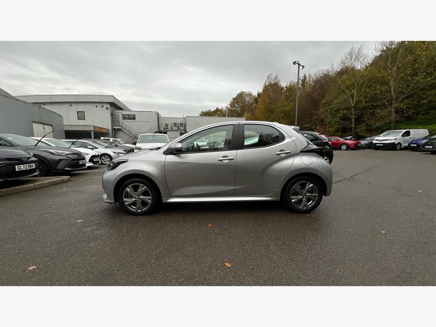 Used Toyota Yaris 2024 for sale - 77074588: Photo 19