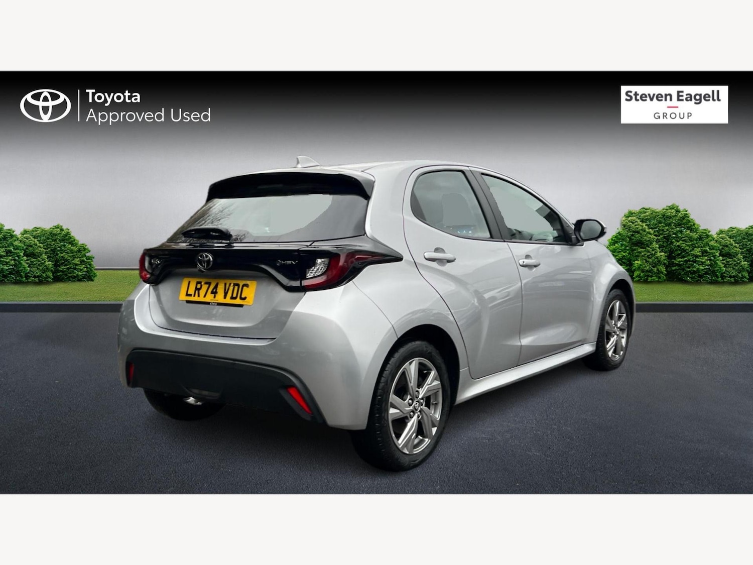Used Toyota Yaris 2024 for sale - 77074588: Photo 2
