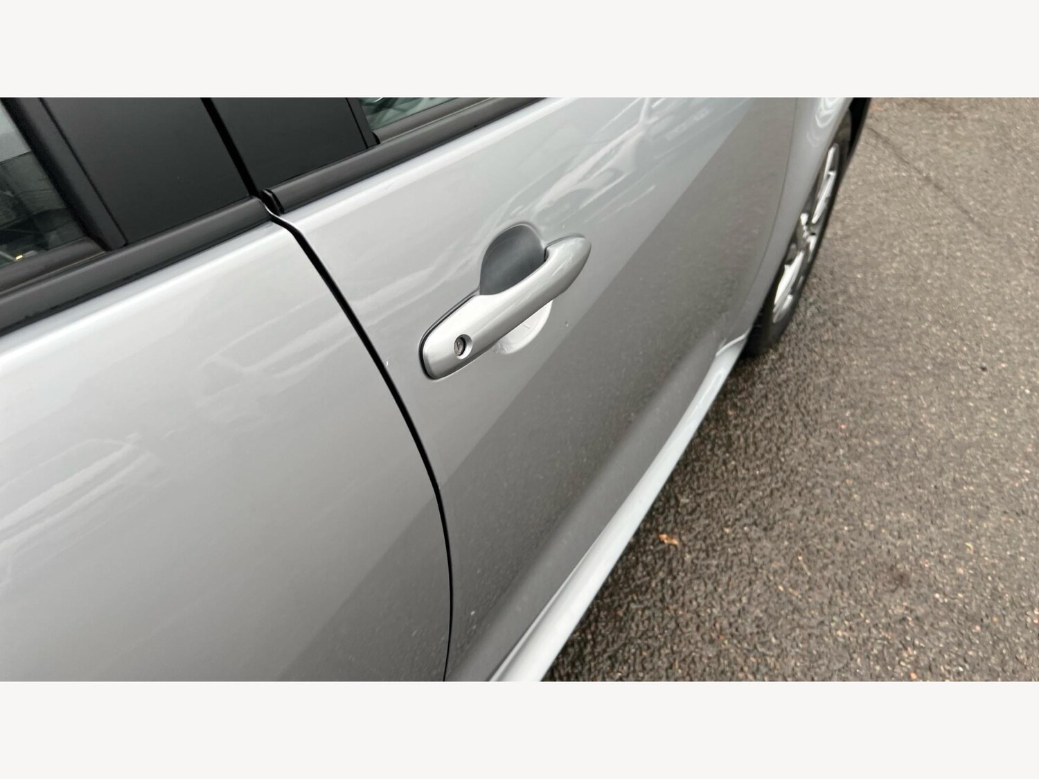 Used Toyota Yaris 2024 for sale - 77074588: Photo 28