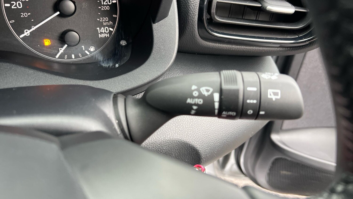 Used Toyota Yaris 2024 for sale - 77074588: Photo 41