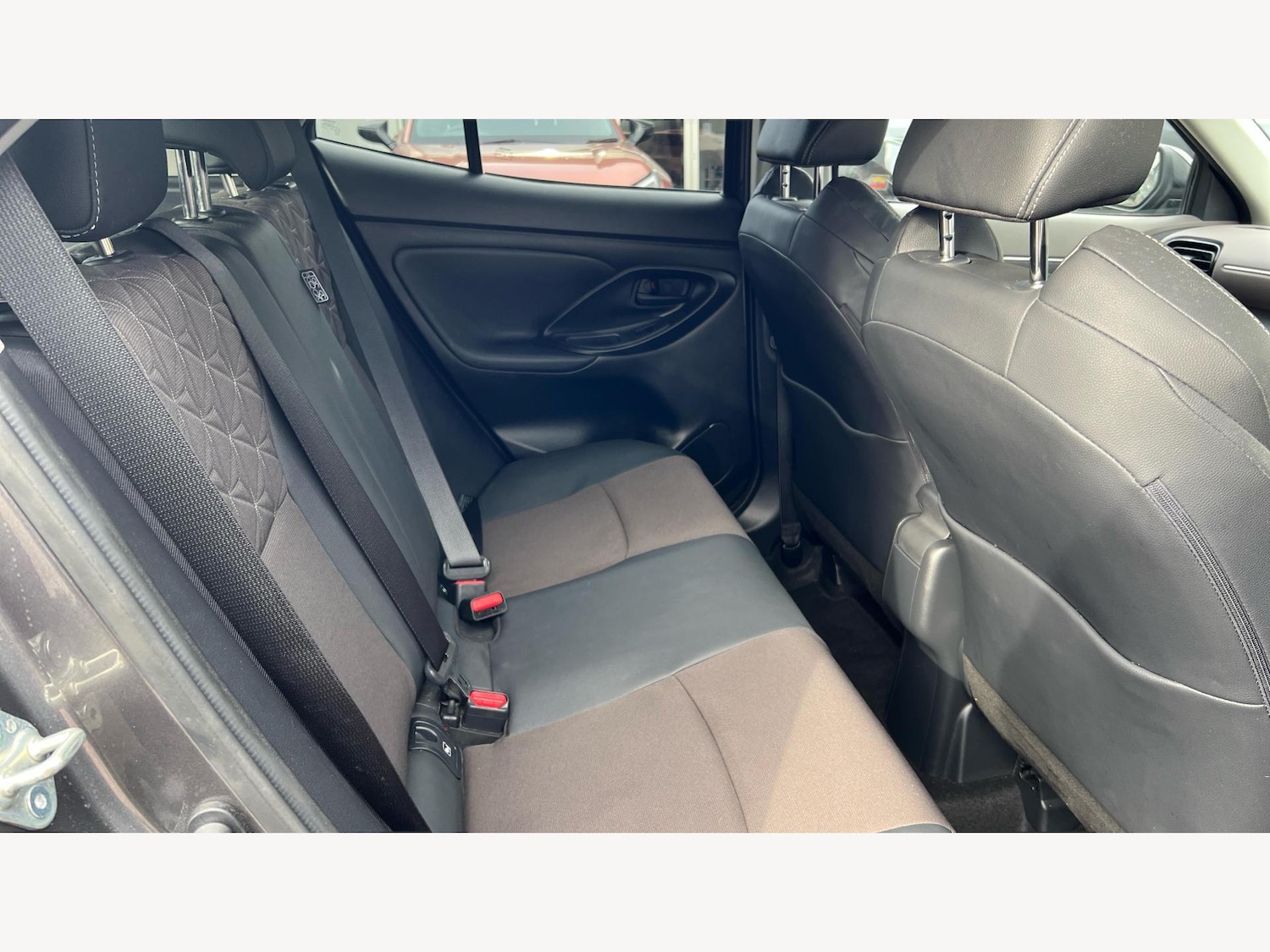 Used Toyota Yaris Cross 2022 for sale - 77119600: Photo 14