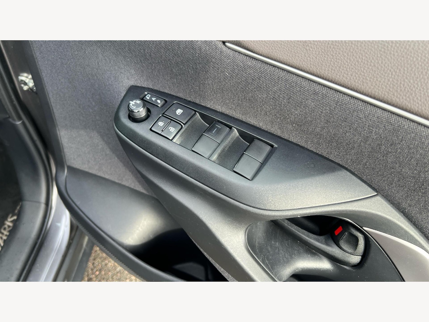 Used Toyota Yaris Cross 2022 for sale - 77119600: Photo 30