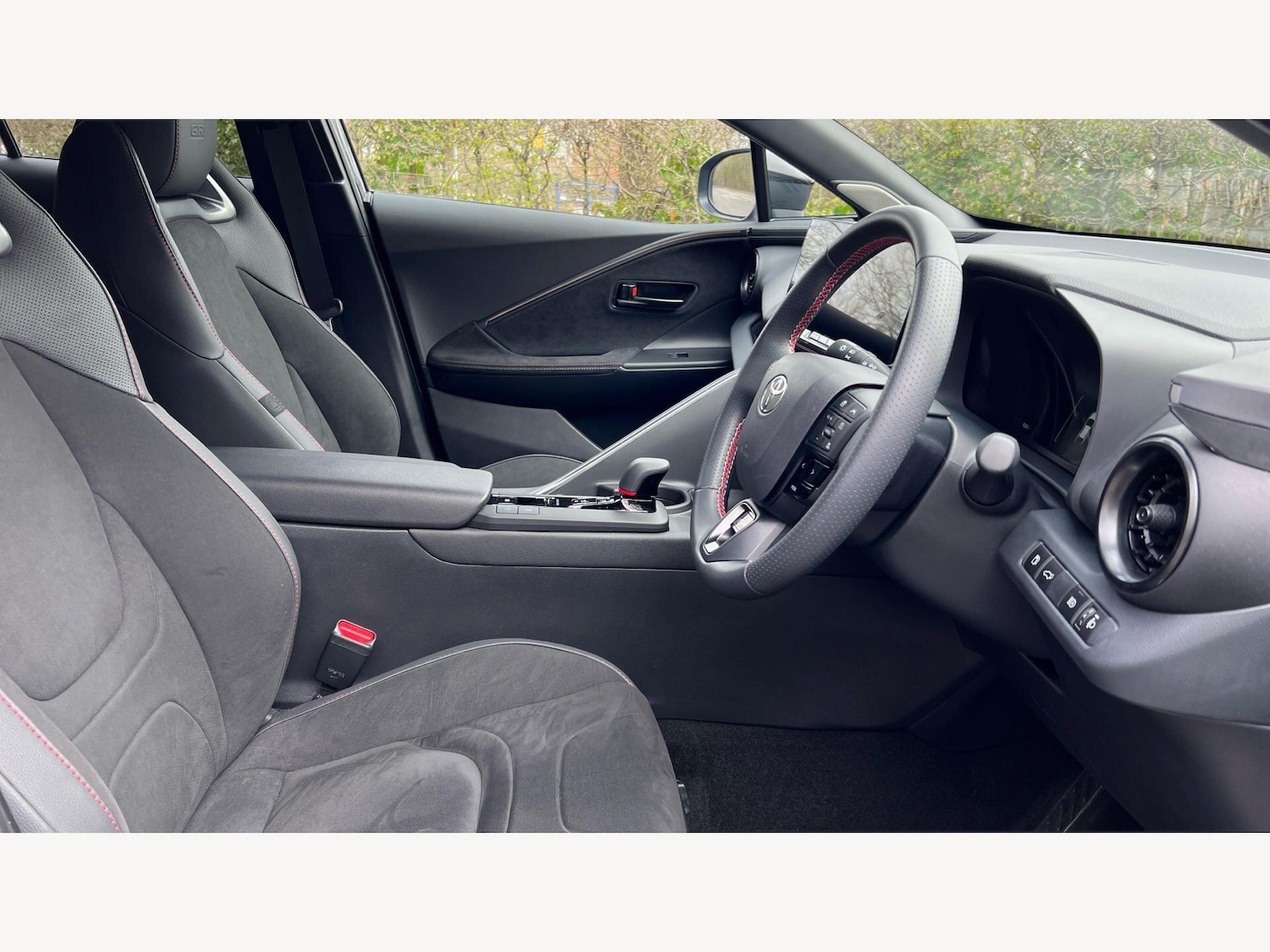 Used Toyota C-HR for sale - 77926196: Photo 13