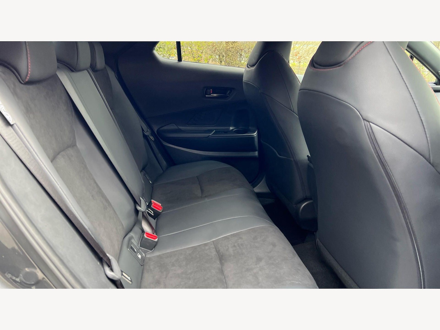 Used Toyota C-HR for sale - 77926196: Photo 14