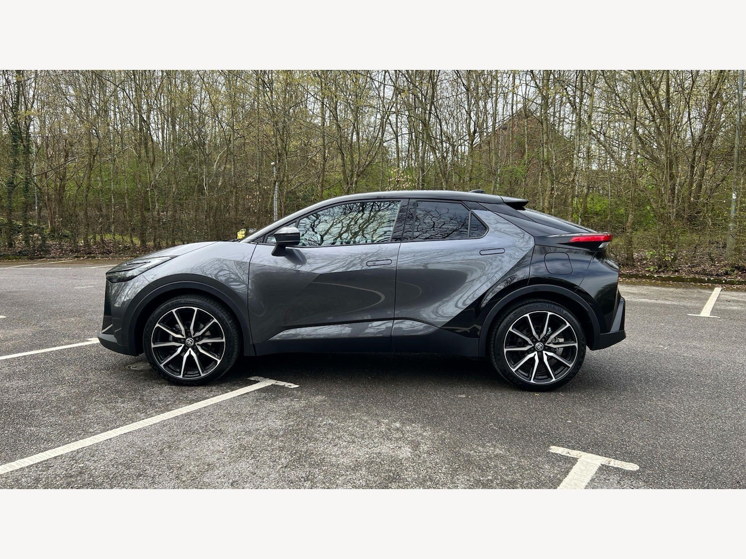 Used Toyota C-HR for sale - 77926196: Photo 19