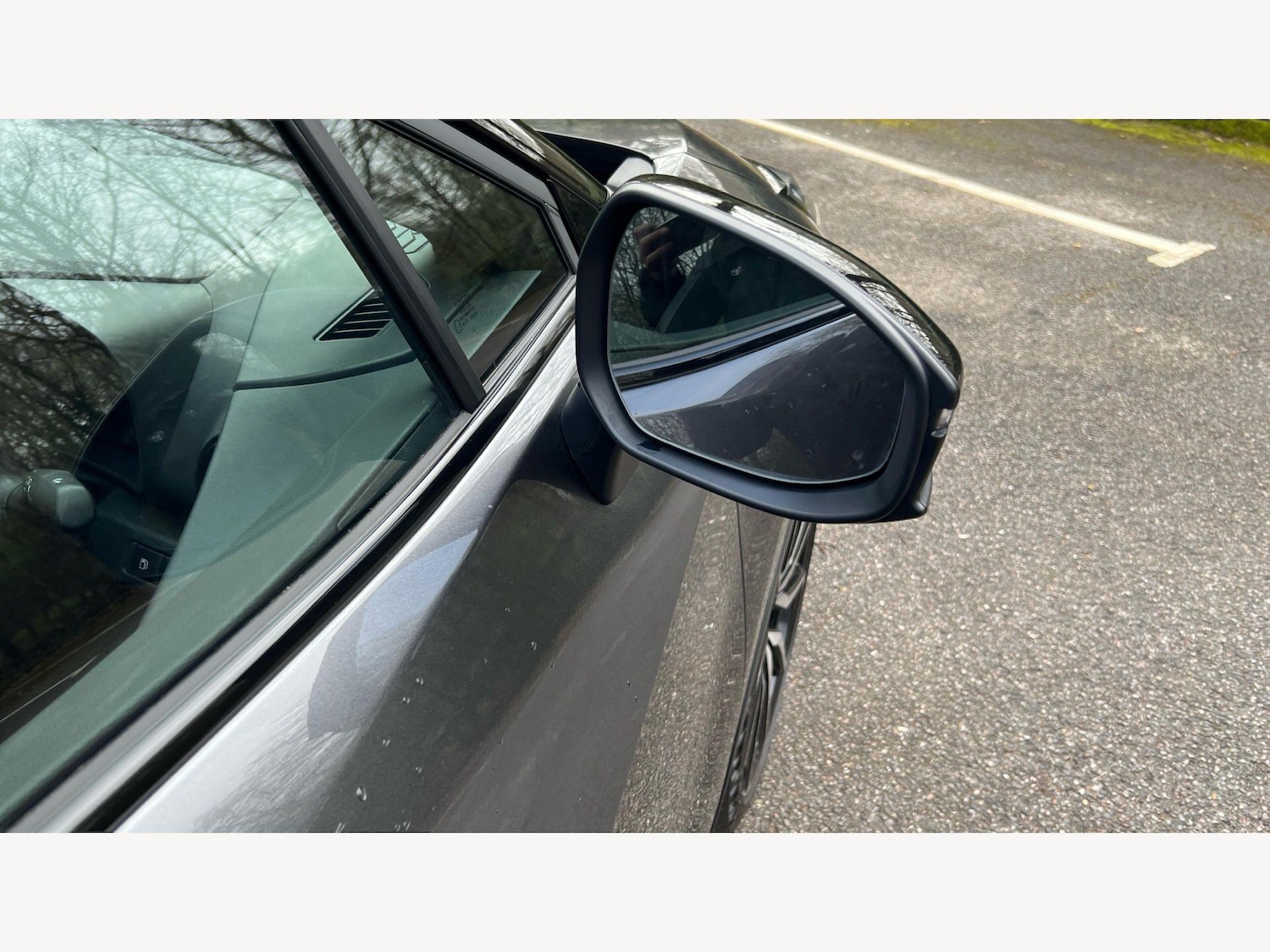 Used Toyota C-HR for sale - 77926196: Photo 29