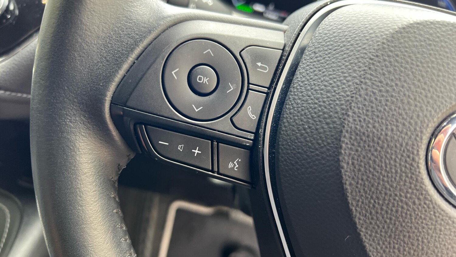 Used Toyota Corolla 2024 for sale - 76456860: Photo 38