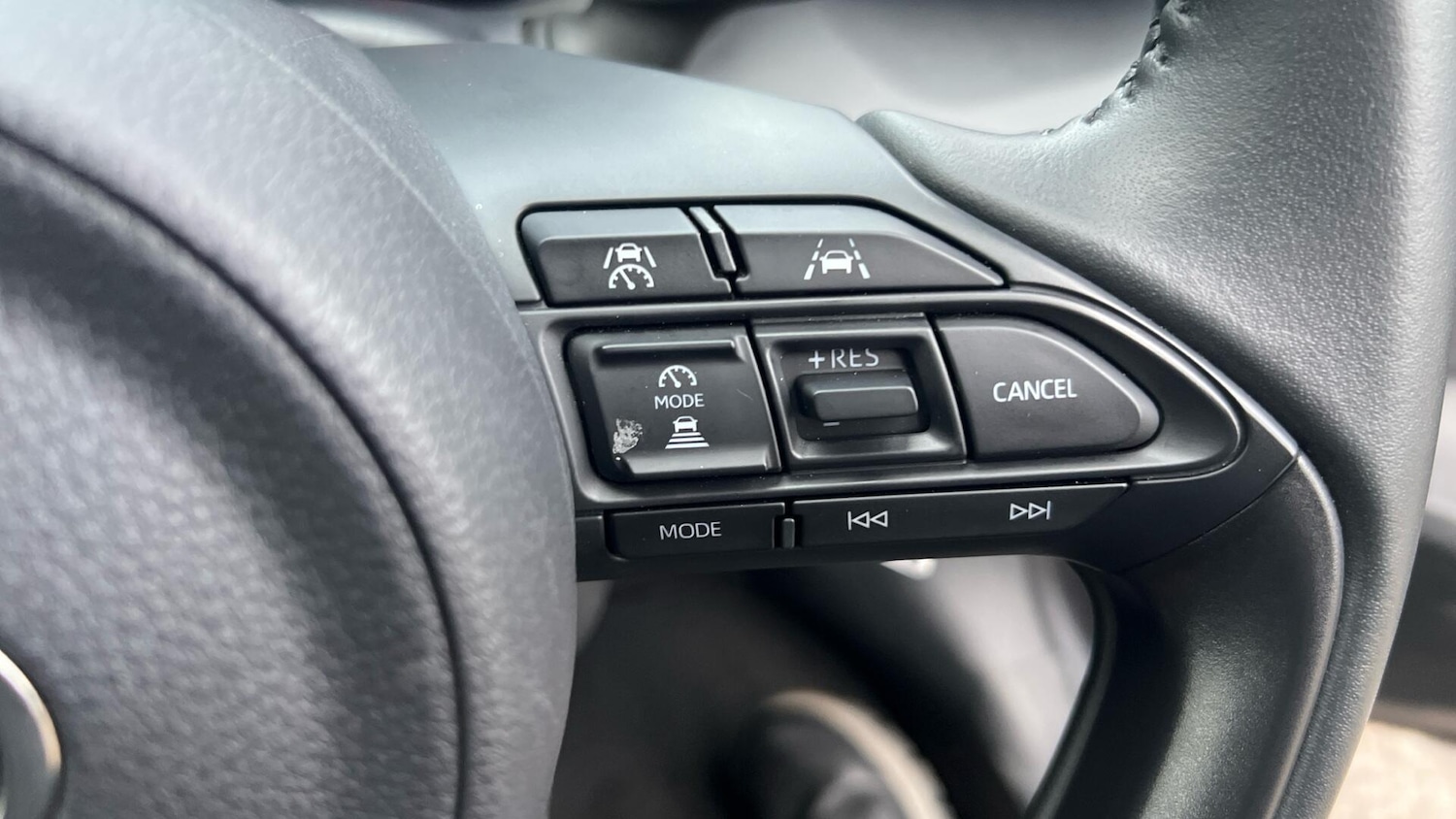 Used Toyota Yaris 2025 for sale - 76866120: Photo 39