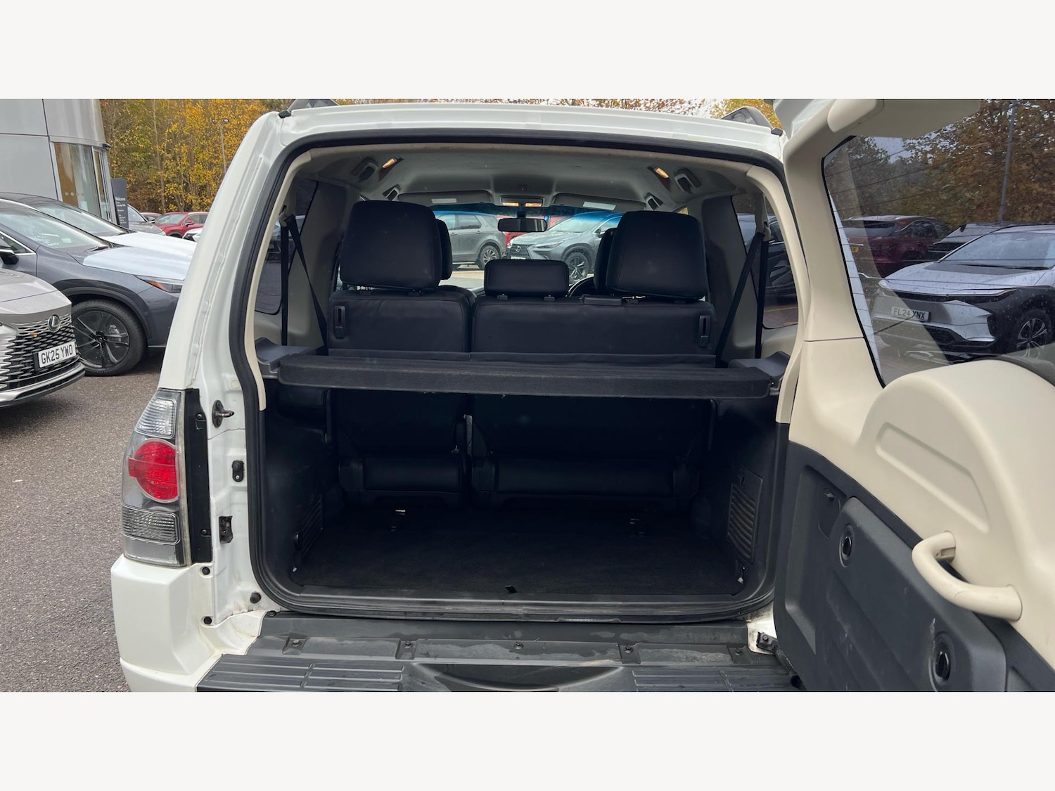 Used Mitsubishi Shogun 2015 for sale - 76485191: Photo 16