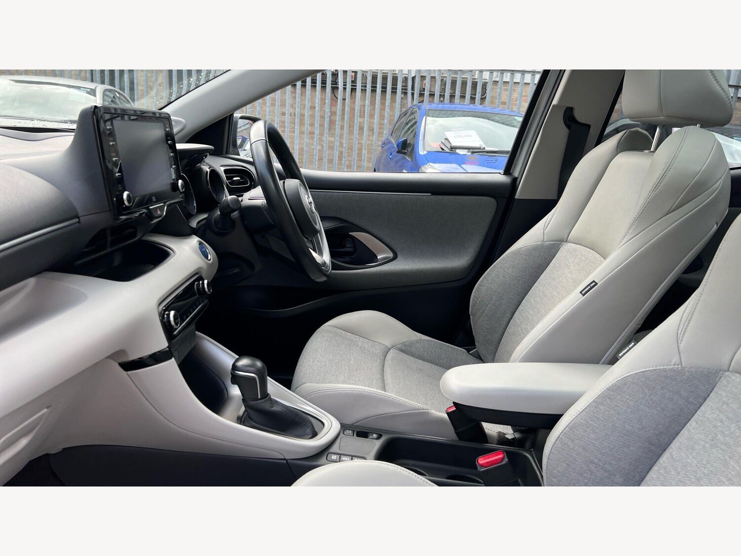 Used Toyota Yaris for sale - 78214749: Photo 12