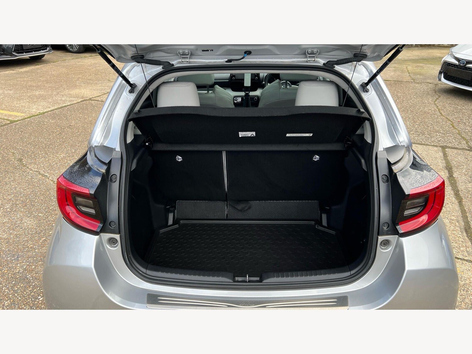 Used Toyota Yaris for sale - 78214749: Photo 16