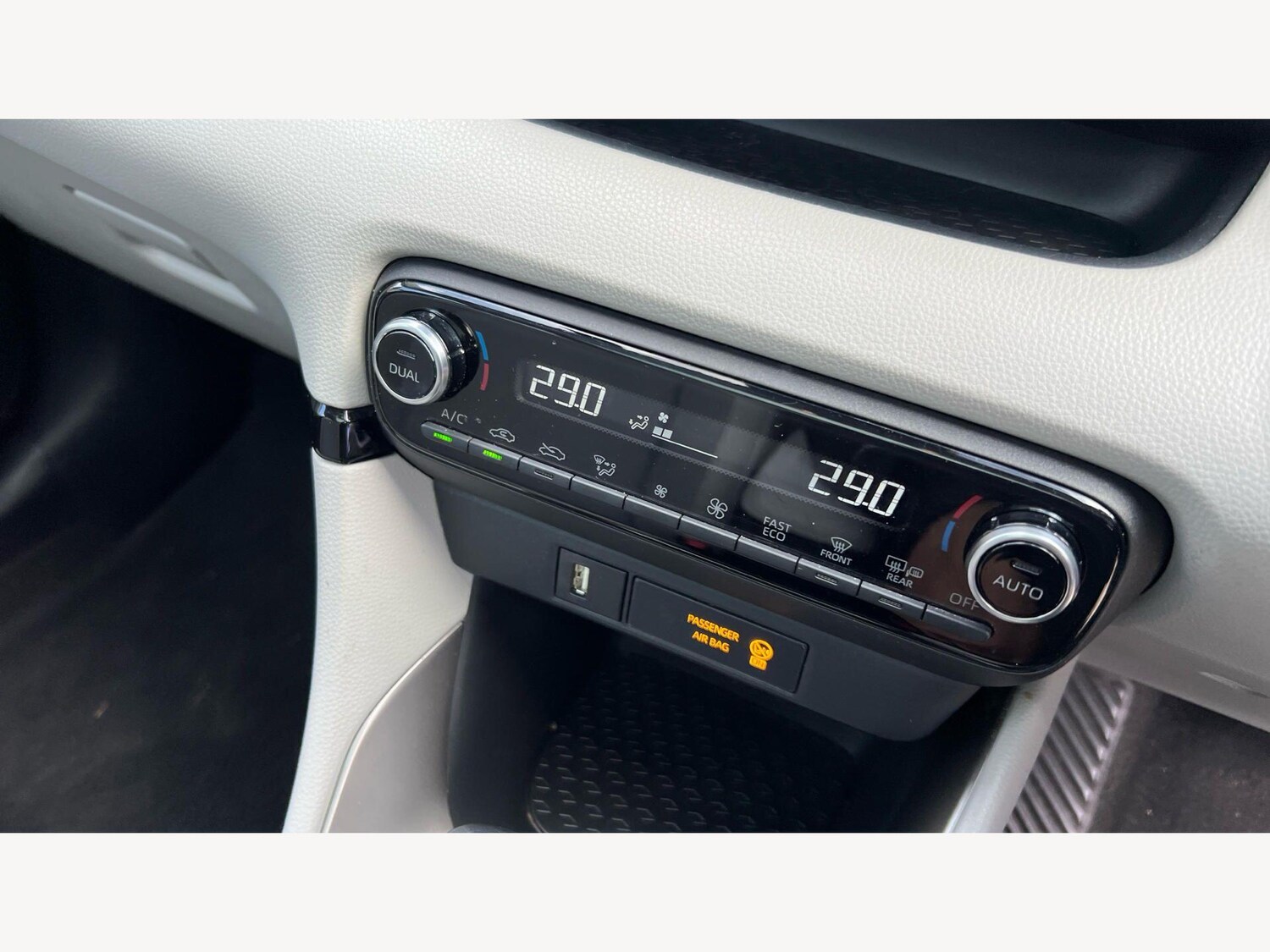 Used Toyota Yaris for sale - 78214749: Photo 36