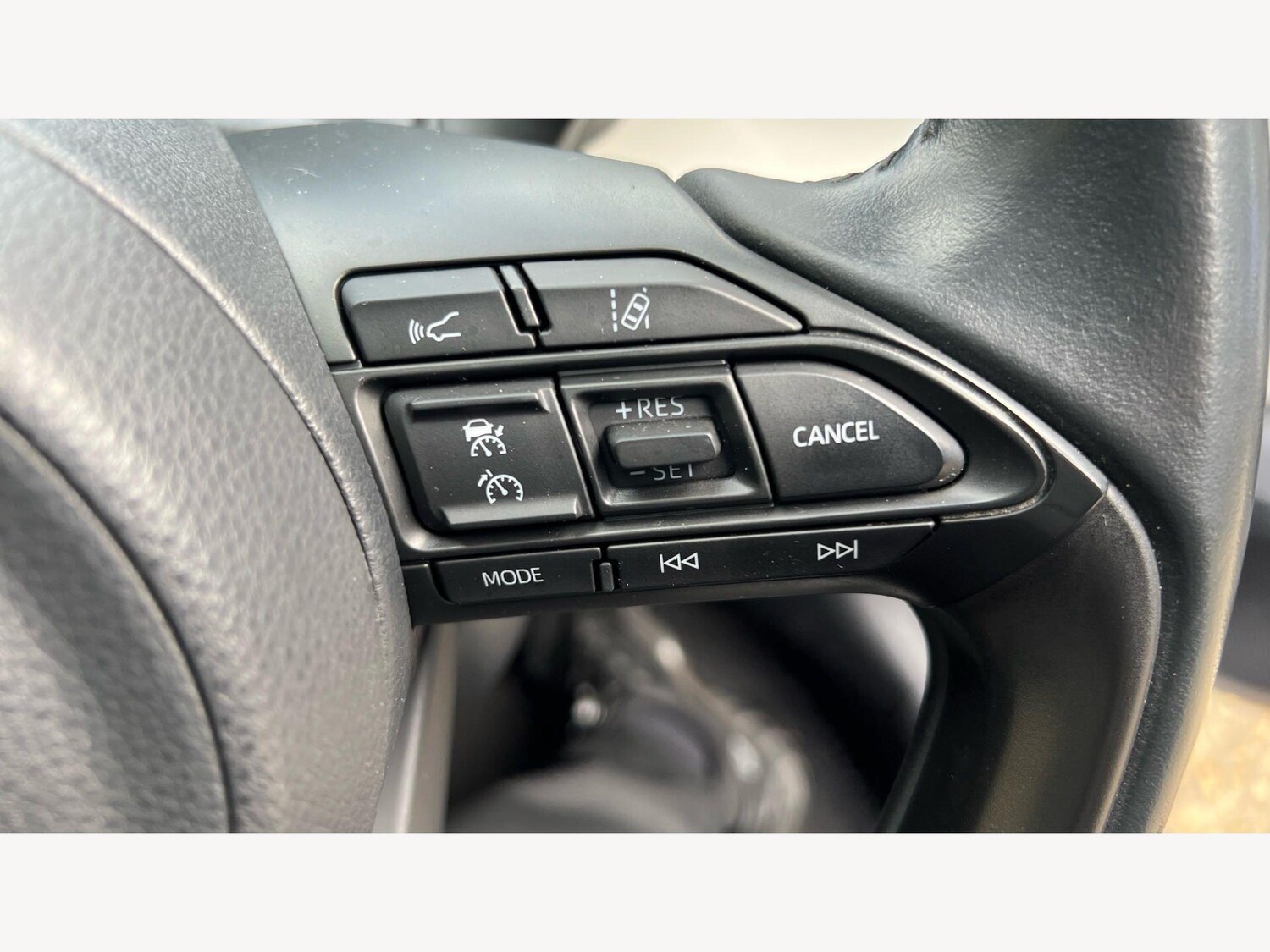 Used Toyota Yaris for sale - 78214749: Photo 38