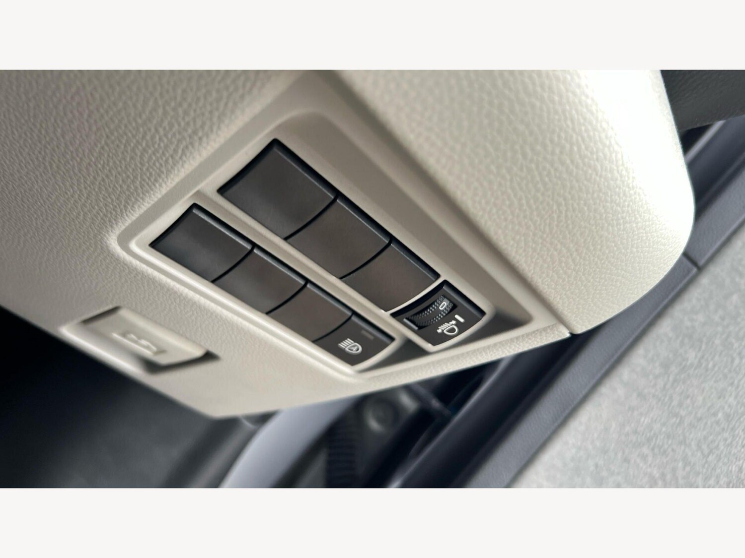 Used Toyota Yaris for sale - 78214749: Photo 41