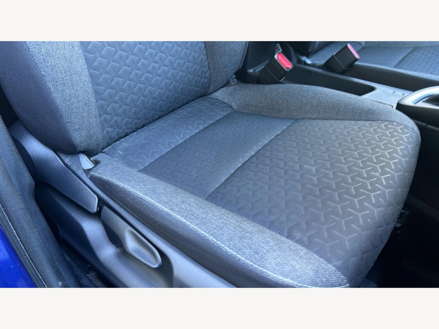 Used Toyota Yaris Cross for sale - 78214647: Photo 19