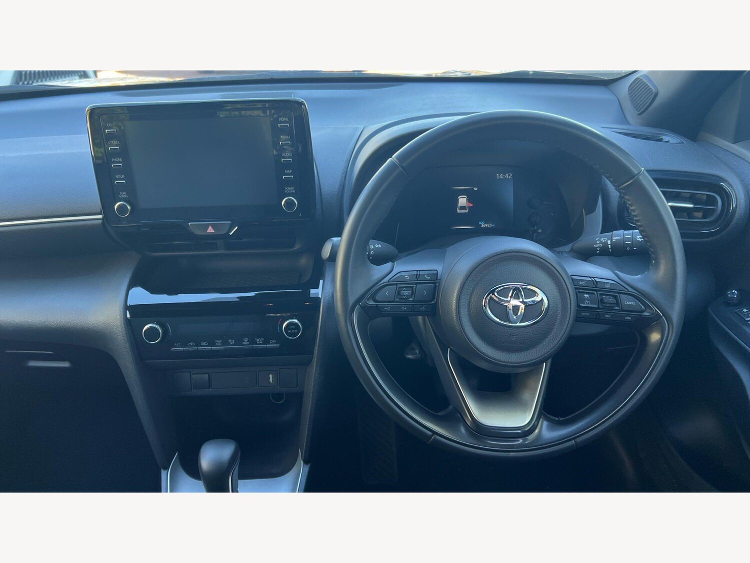 Used Toyota Yaris Cross for sale - 78214647: Photo 9
