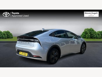 Used Toyota Prius 2025 for sale - 79296138: Photo