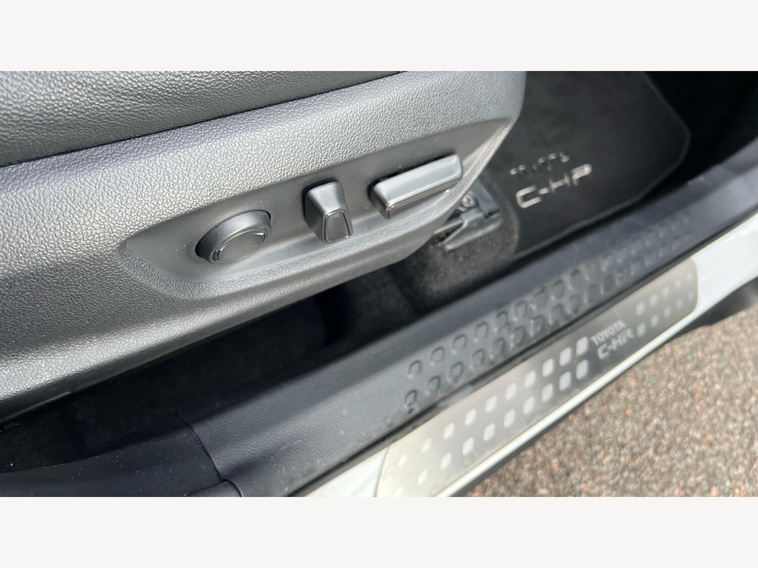 Used Toyota C-HR 2022 for sale - 77073963: Photo 31