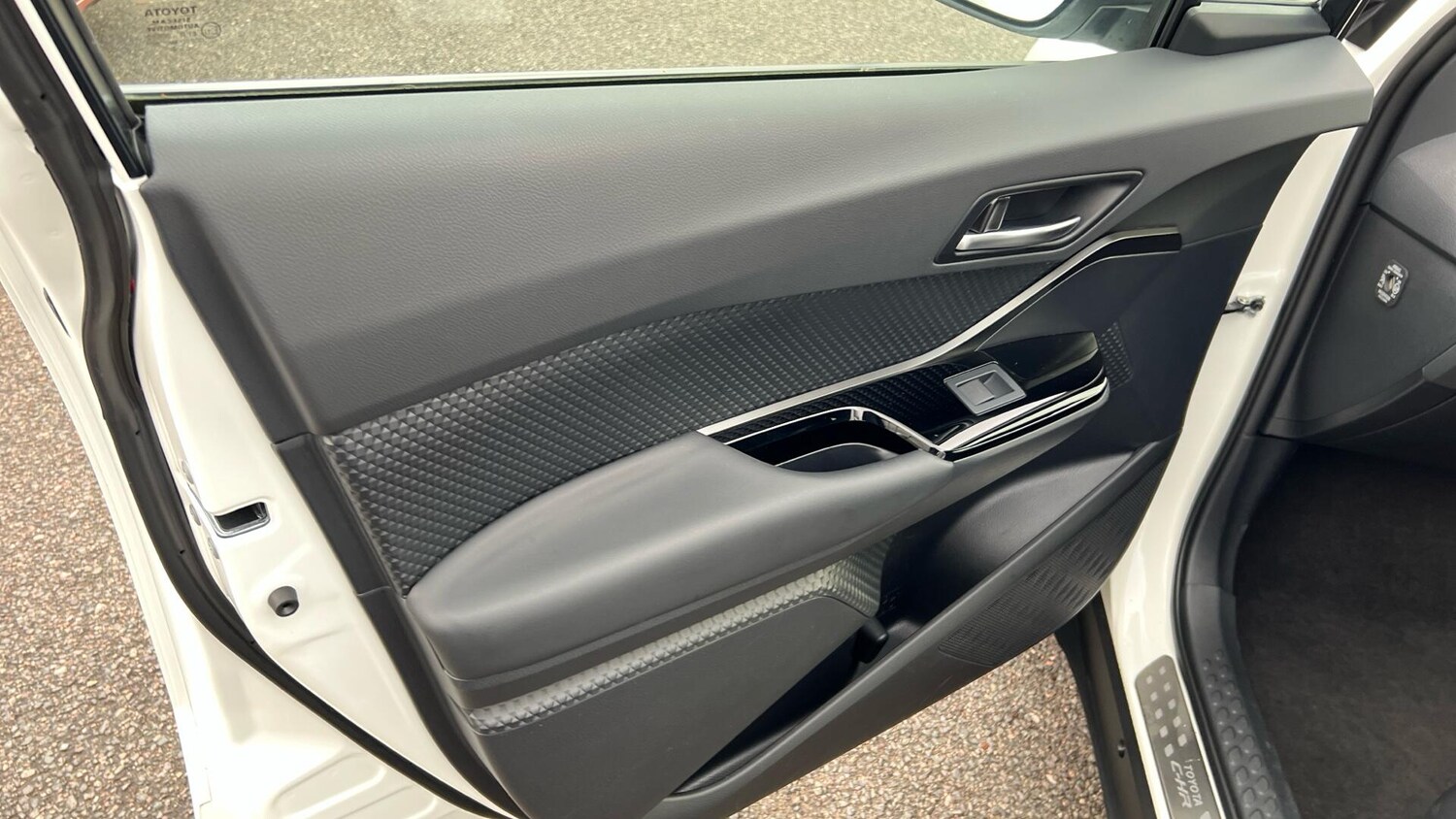 Used Toyota C-HR 2022 for sale - 77073963: Photo 34