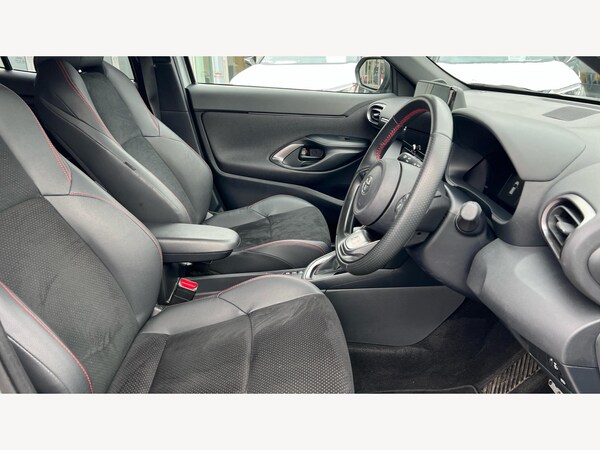 Used Toyota Yaris Cross 2024 for sale - 75198614: Photo 13