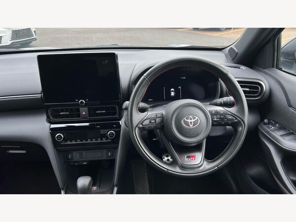 Used Toyota Yaris Cross 2024 for sale - 75198614: Photo 8