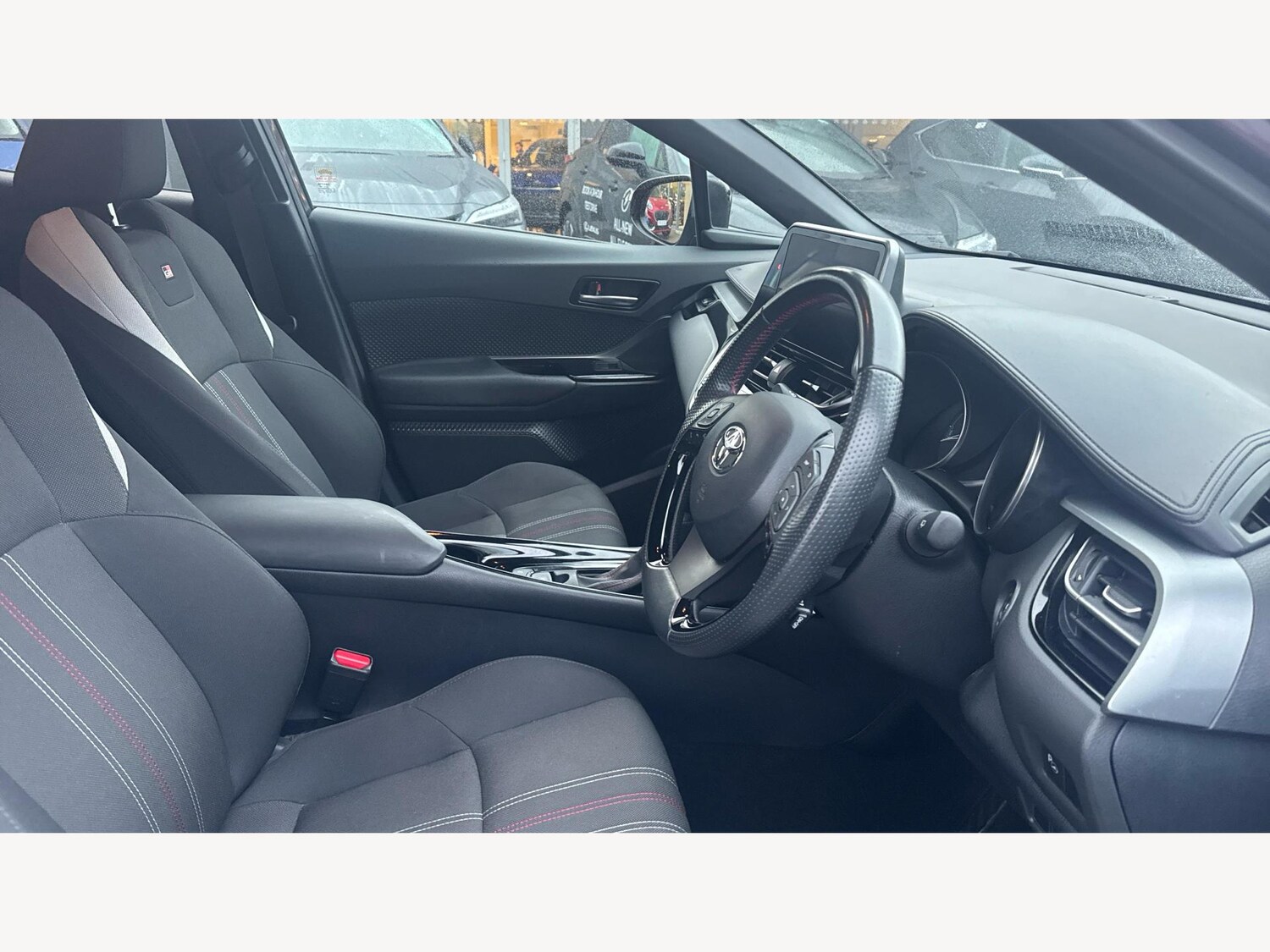 Used Toyota C-HR 2023 for sale - 76832234: Photo 13