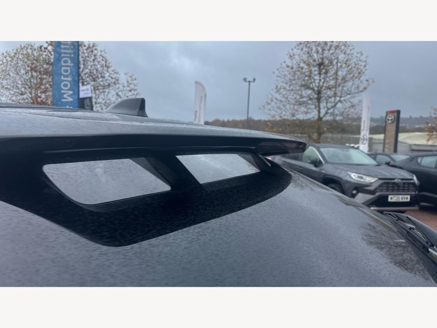 Used Toyota C-HR 2023 for sale - 76832234: Photo 25