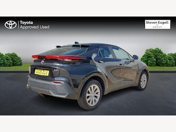 Used Toyota C-HR 2025 for sale - 79452796: Photo