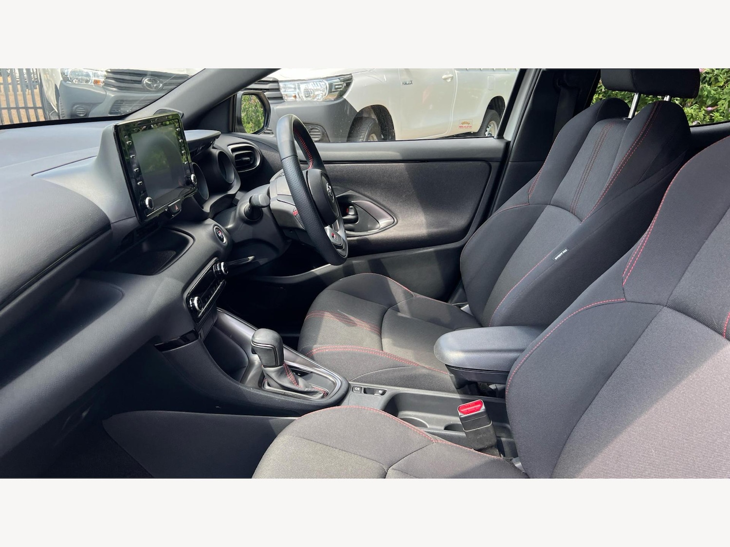 Used Toyota Yaris 2023 for sale - 76657205: Photo 12