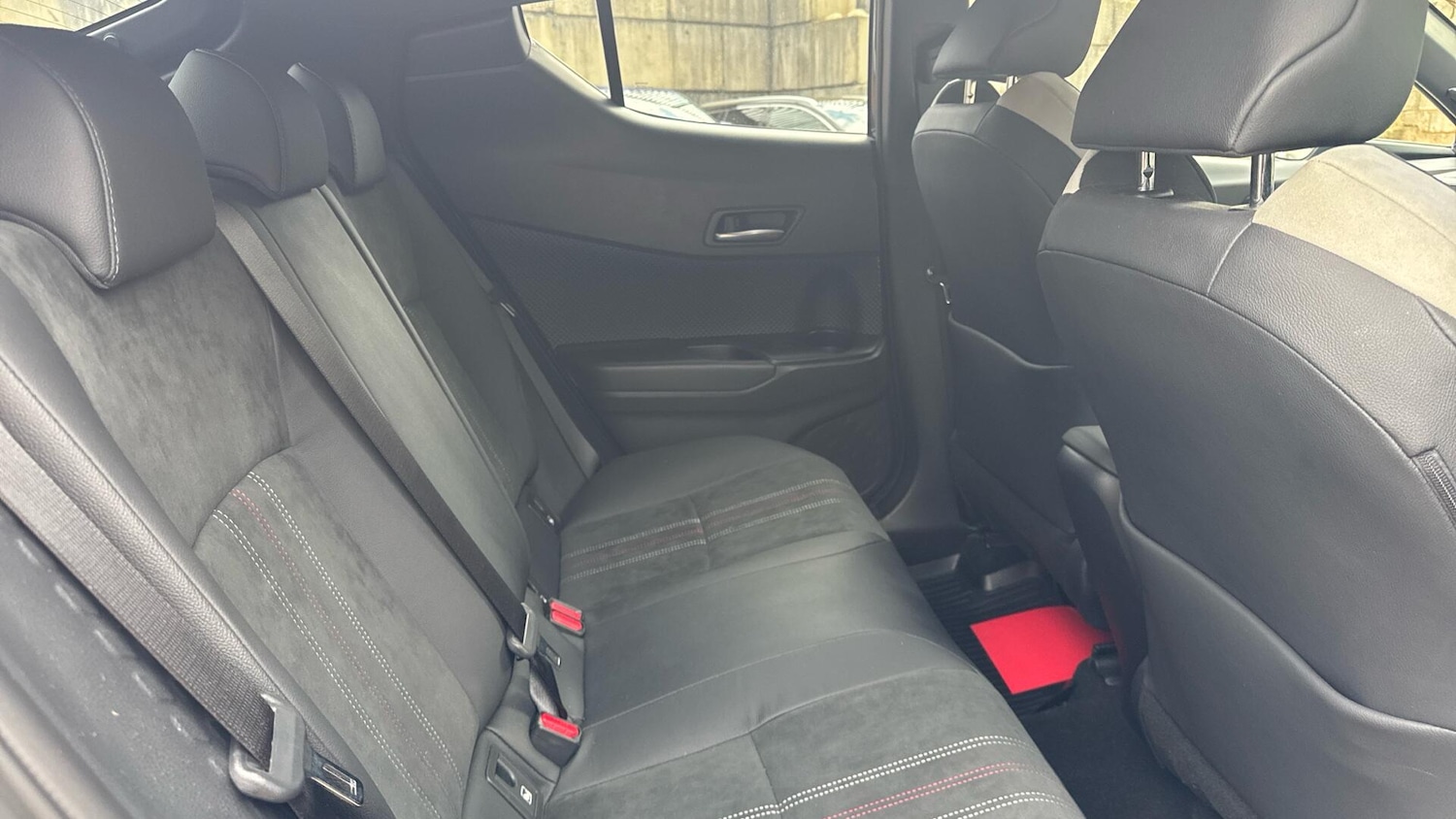 Used Toyota C-HR 2022 for sale - 78115722: Photo 12