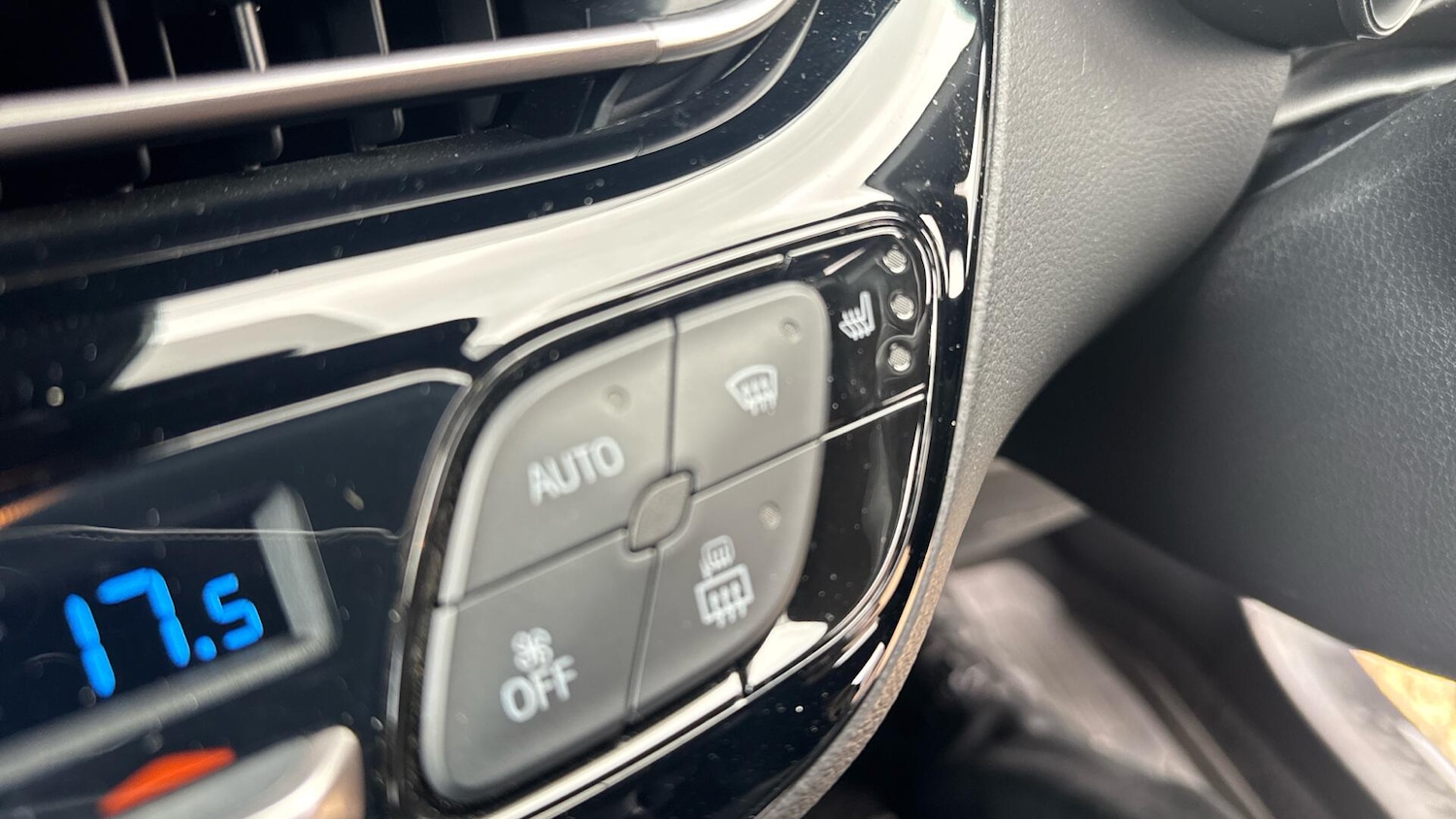 Used Toyota C-HR 2022 for sale - 78115722: Photo 45