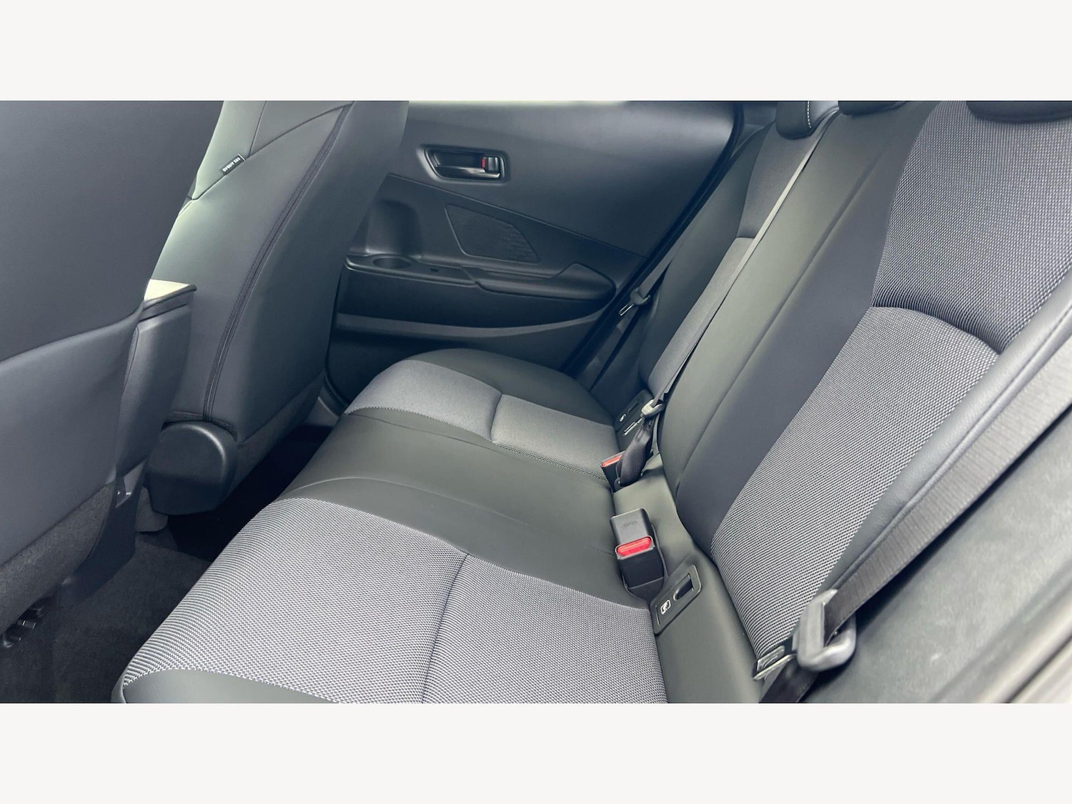 Used Toyota C-HR for sale - 77925621: Photo 15