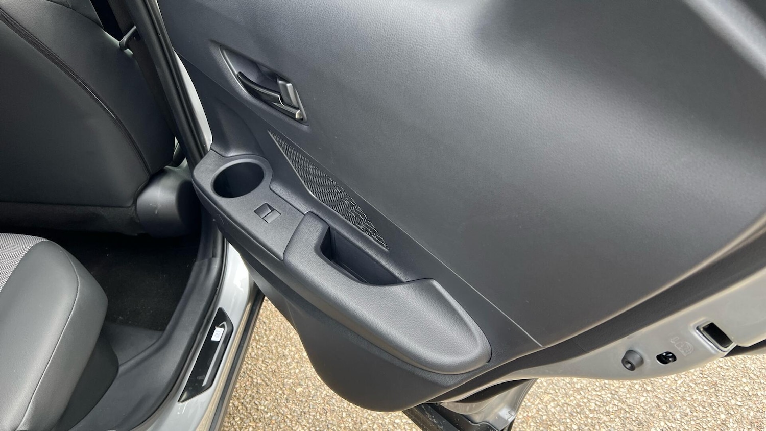 Used Toyota C-HR for sale - 77925621: Photo 32