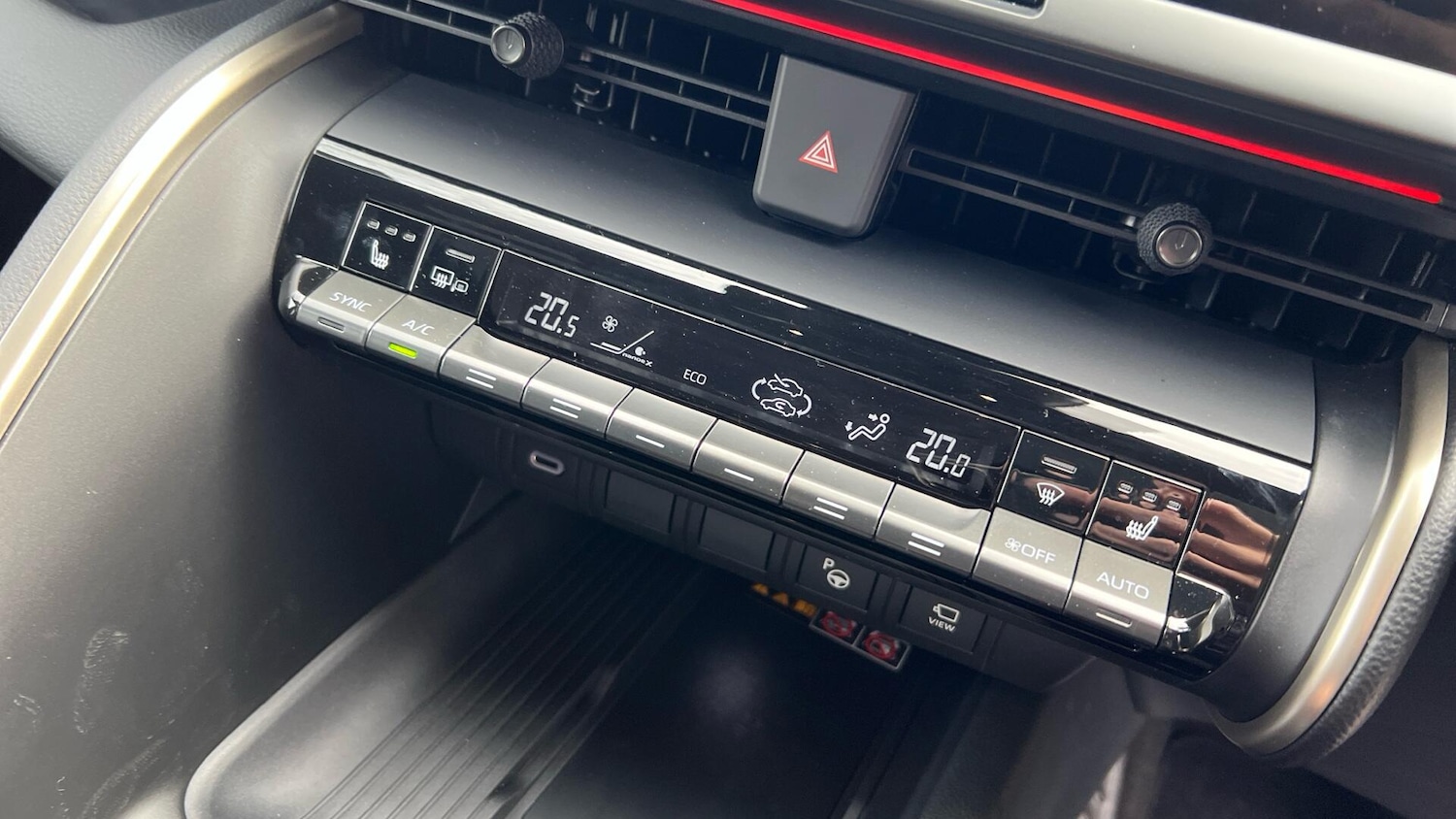 Used Toyota C-HR for sale - 77925621: Photo 37