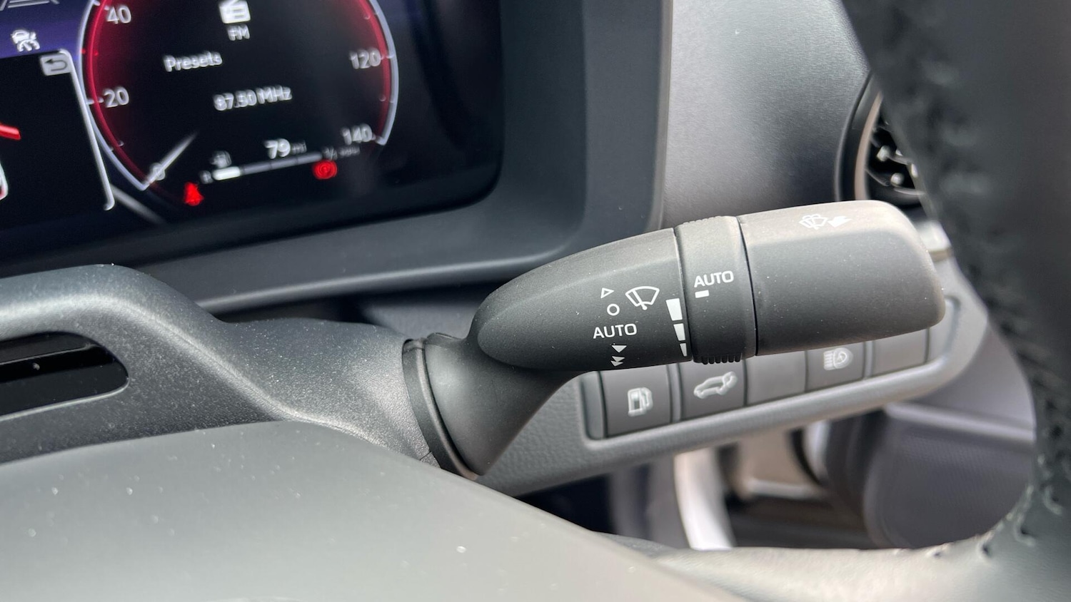 Used Toyota C-HR for sale - 77925621: Photo 42