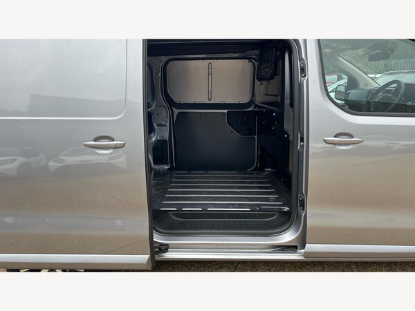 Used Toyota ProAce 2023 for sale - 76307383: Photo 14