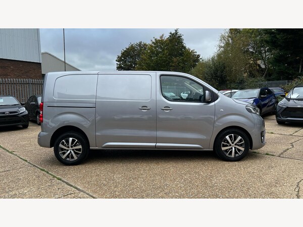 Used Toyota ProAce 2023 for sale - 76307383: Photo 18