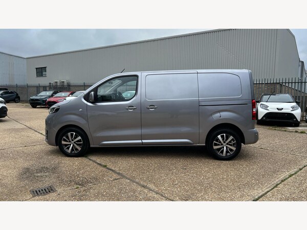 Used Toyota ProAce 2023 for sale - 76307383: Photo 19