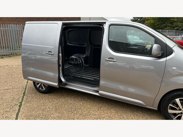 Used Toyota ProAce 2023 for sale - 76307383: Photo 34