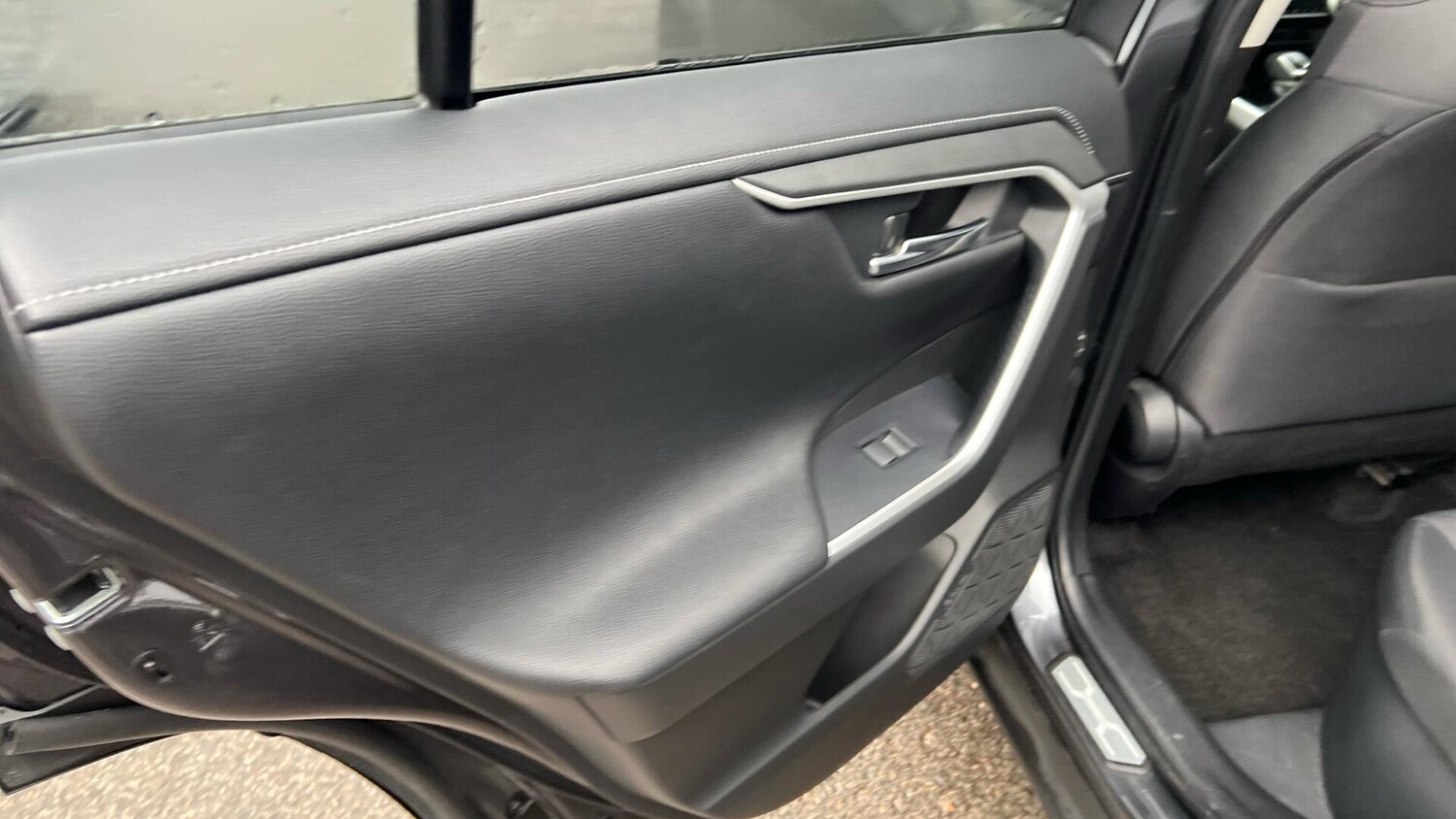 Used Toyota RAV4 2021 for sale - 77073878: Photo 33