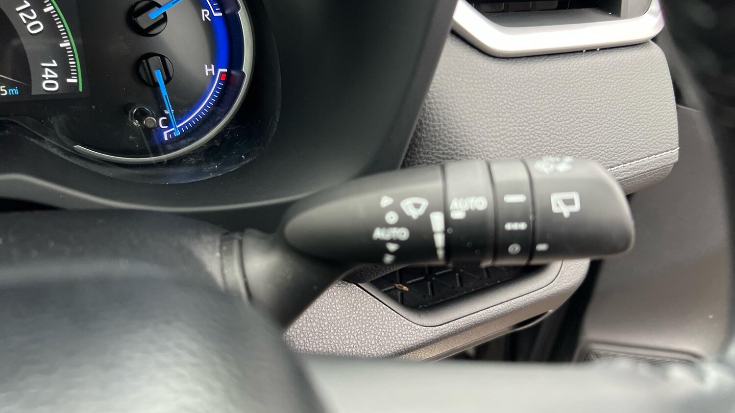 Used Toyota RAV4 2021 for sale - 77073878: Photo 43