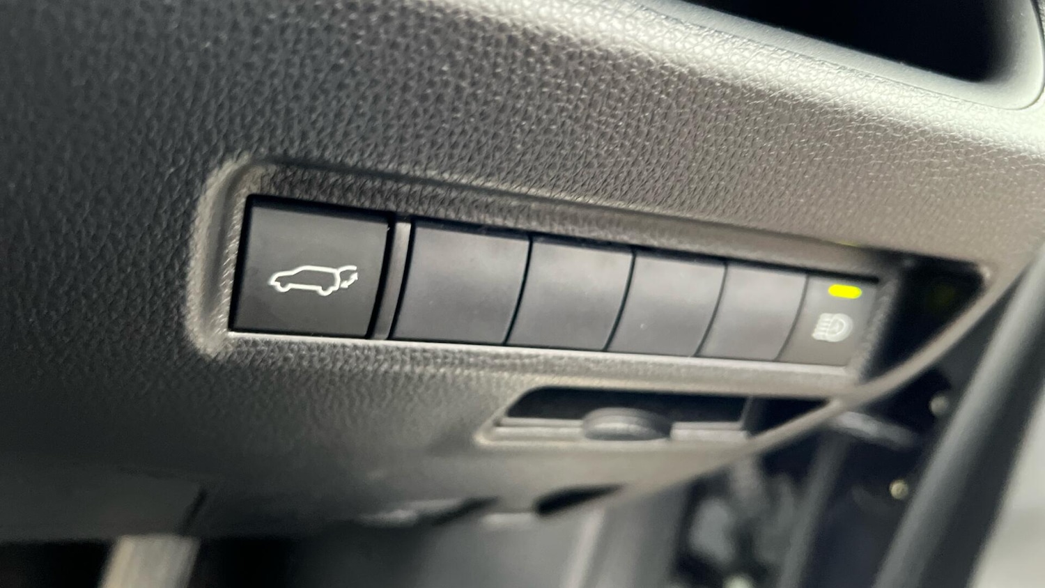 Used Toyota RAV4 2021 for sale - 77073878: Photo 44