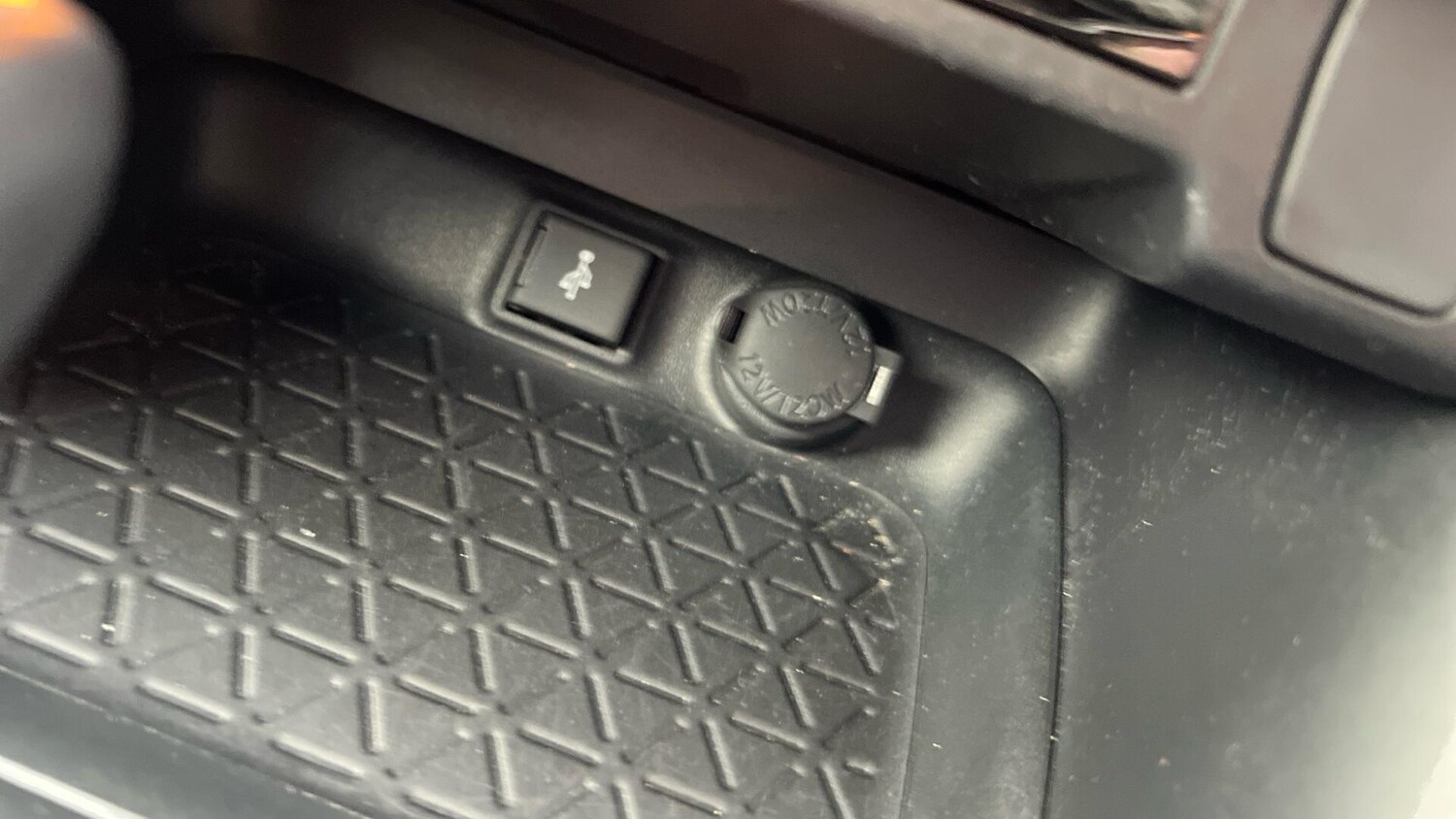 Used Toyota RAV4 2021 for sale - 77073878: Photo 46