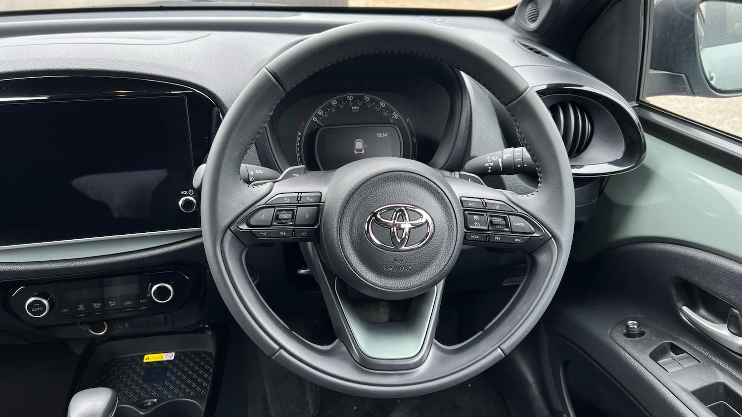 Used Toyota Aygo X 2024 for sale - 78115088: Photo 8