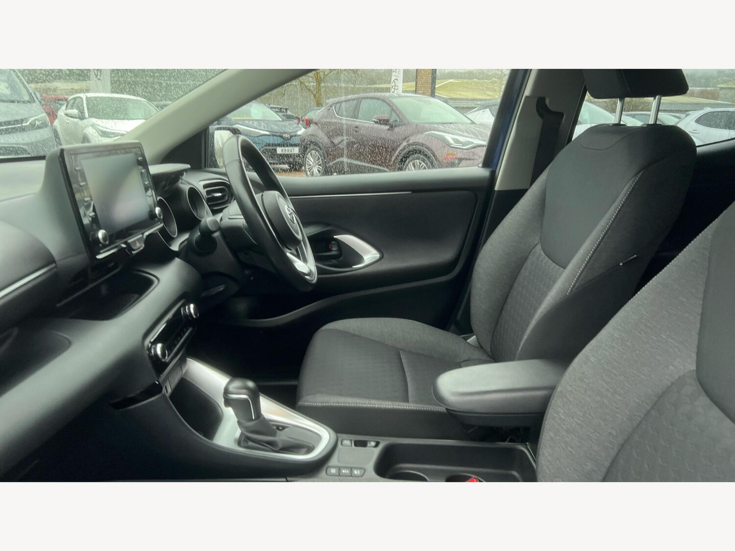 Used Toyota Yaris 2022 for sale - 77215470: Photo 12